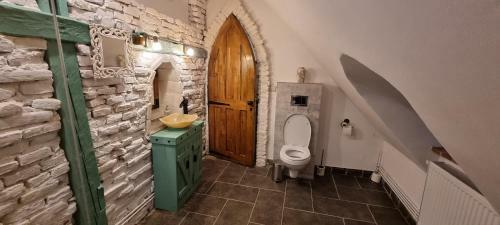 Fortnight Apartment