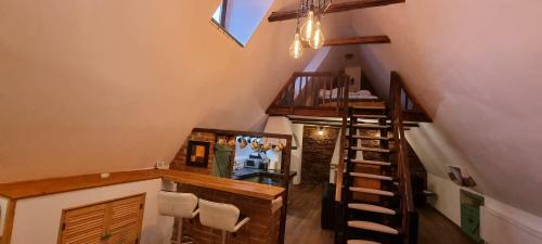 Fortnight Apartment