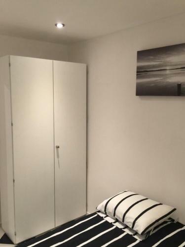 Apartment Bonerowska Lower Ground Floor