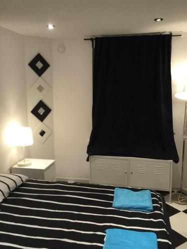 Apartment Bonerowska Lower Ground Floor