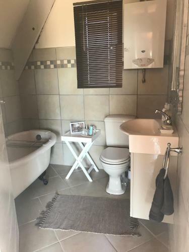 Tonquani Bush Chalet