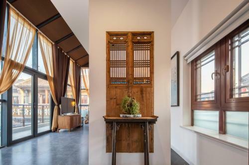 Floral Hotel Rizhao Xiuwenzhai Inn