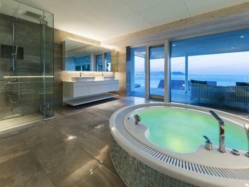 Coral Suite Villa Awaji - Vacation Stay 94263