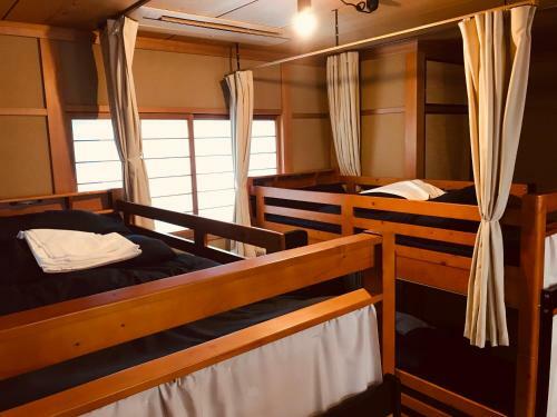 Hostal Ropeway St. Guesthouse