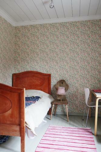 1800's Townhouse