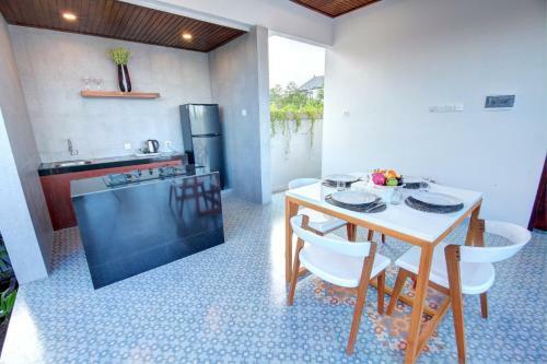 Hotel Prawiba Villa