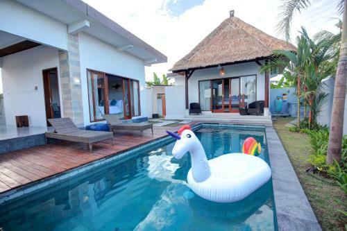 Hotel Prawiba Villa