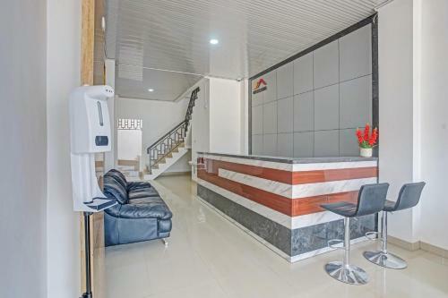 Hotel Oyo 90772 Iterakost