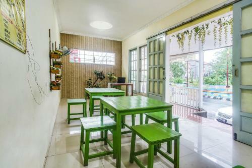 Hotel Spot On 90896 Griya Atu Syariah