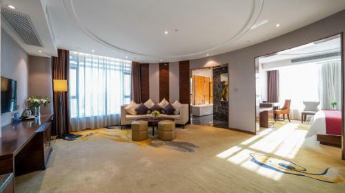 Vyluk Hotel Shenzhen Gongming Haojing Branch