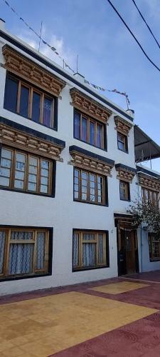 Hostal Zeejeed Palace