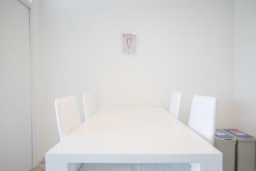 Katakasu Apartment
