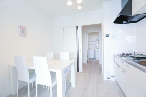 Katakasu Apartment