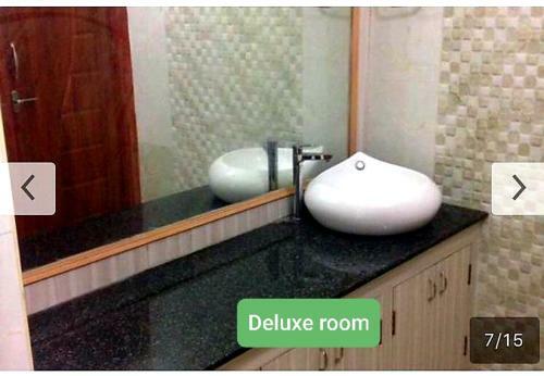 Hostal Living Edge Residency