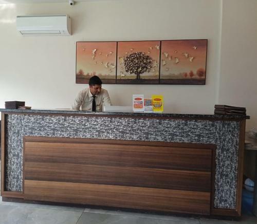 Hotel The Kunal's