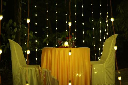 Hotel Whispering Woods By Aura Hospitality