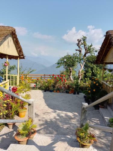 Teesta Rangeet Cottages And Thatched Huts