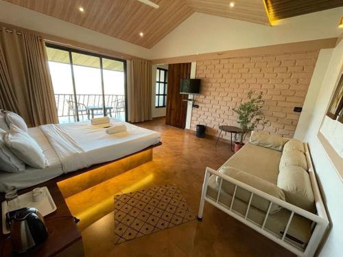 Gurusparsh Agroo Resort
