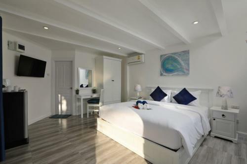 Hotel Kata White Villas