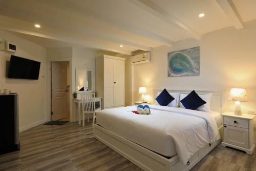 Hotel Kata White Villas