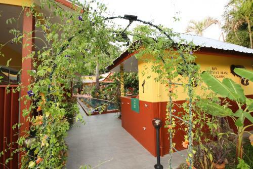 Hotel Oyo 75342 Ban Elephant Blanc Bungalow