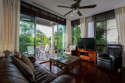 Kata Gardens Beach Apartment