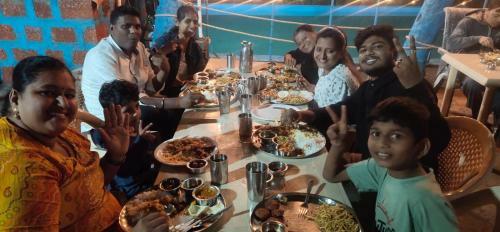 Hotel G.m Food- Park View Resort Matheran