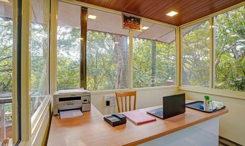 Hotel Treebo Trend Cecil Resort