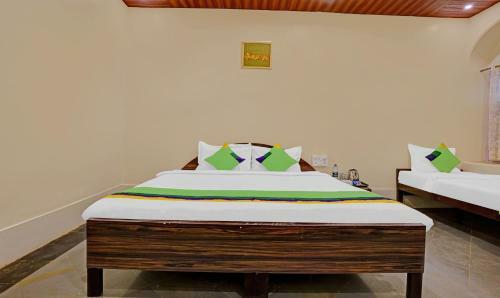 Hotel Treebo Trend Cecil Resort