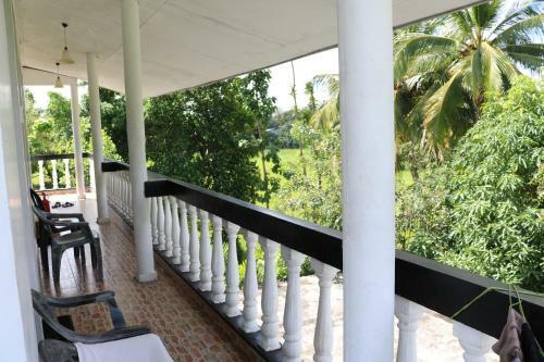 Hostal Manel Guest House