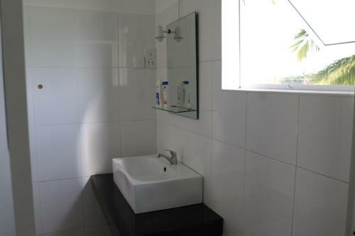 Hostal Manel Guest House