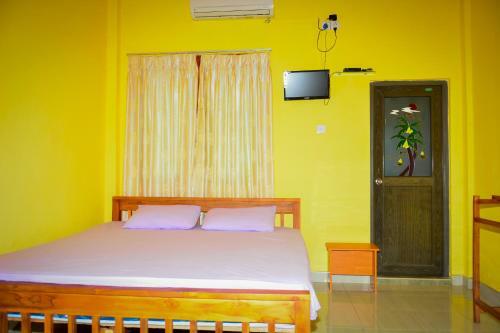 Hostal The Senaro Holiday Inn