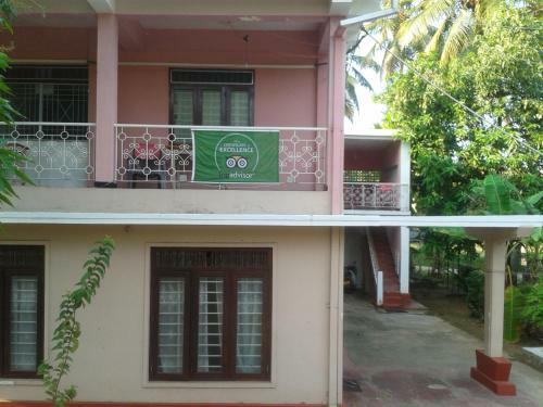 Hostal Luxman Guest House