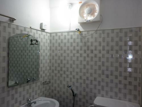 Hostal Luxman Guest House
