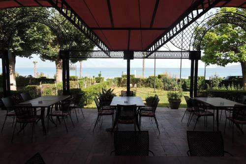 Lakeview Hotel And Resort