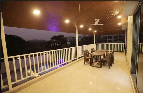 Crystal Villa