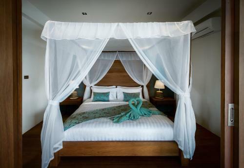 Phandara Luxury Pool Villas