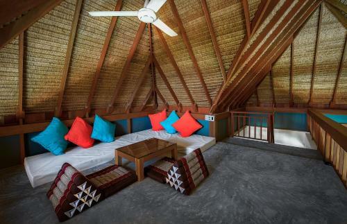 Phandara Luxury Pool Villas