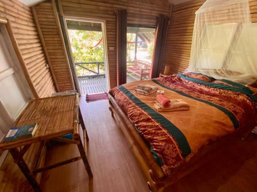 Hotel Sairee View Resort