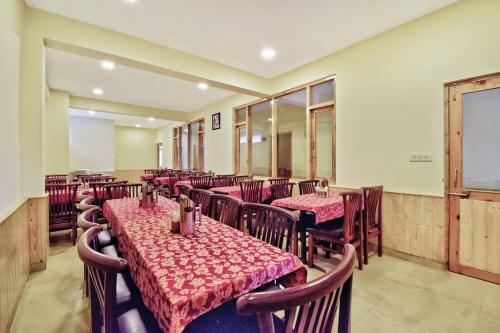 Hotel Phalguni Regency