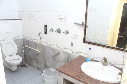 Skyry Hotels T Nagar