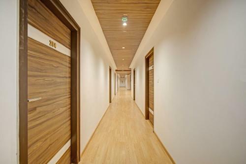 Upar Hotels -t Nagar