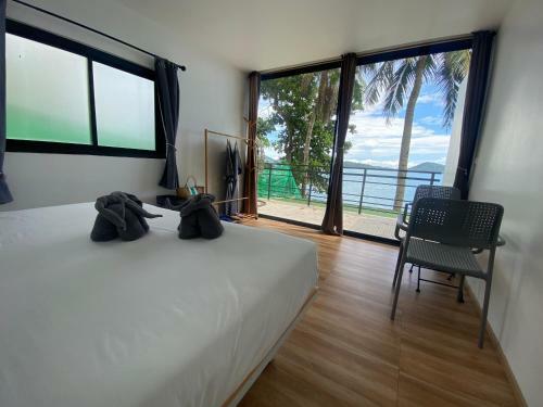 Patong Sunset Villa Phuket