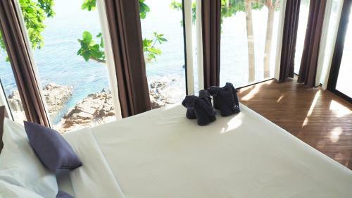 Patong Sunset Villa Phuket
