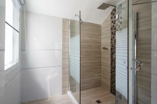 Luxury Villa 8 Bedroom In Patong Beach Villa Infinity