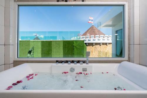 Luxury Villa 8 Bedroom In Patong Beach Villa Infinity