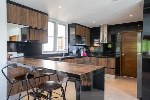 Luxury Villa 8 Bedroom In Patong Beach Villa Infinity
