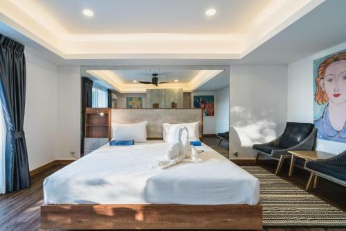 Patong Hill Sea View Villa 4 Bedroom Private Pool
