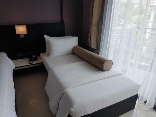 Hostal 3306 Patong Beachfront Apartment Cozy Condoresort