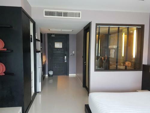Hostal 3306 Patong Beachfront Apartment Cozy Condoresort